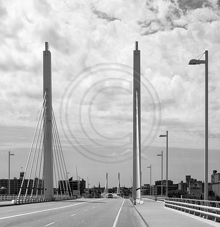 6th Street suspension bridge