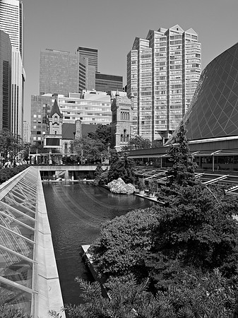 artificial lake - bw