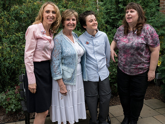Sue and progeny 2